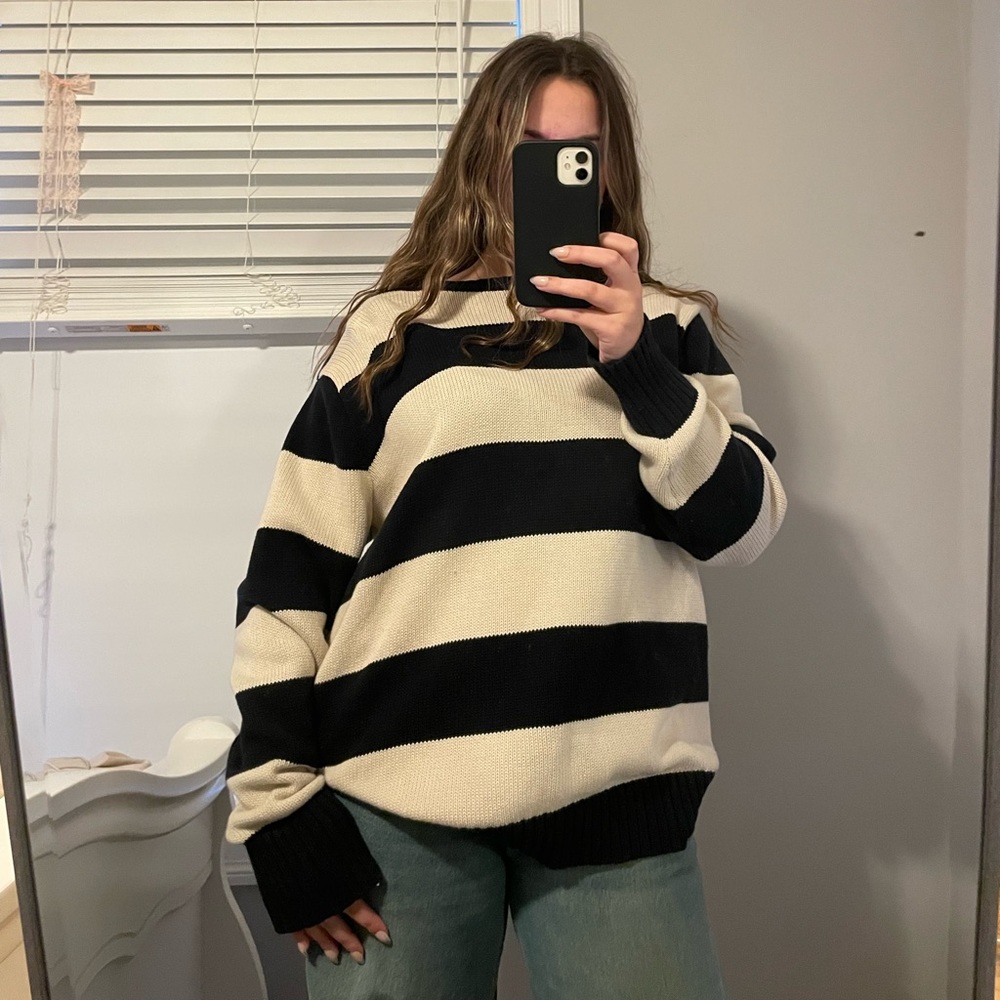 Brandy navy and creme striped sweater